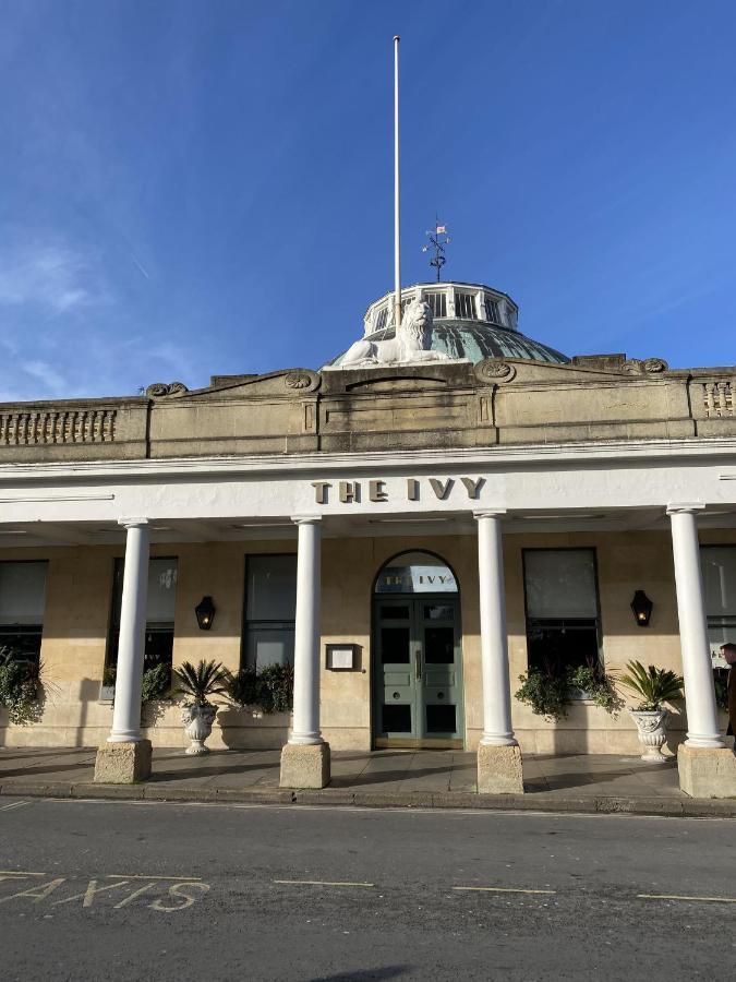 Suitely - Berkeley Cheltenham