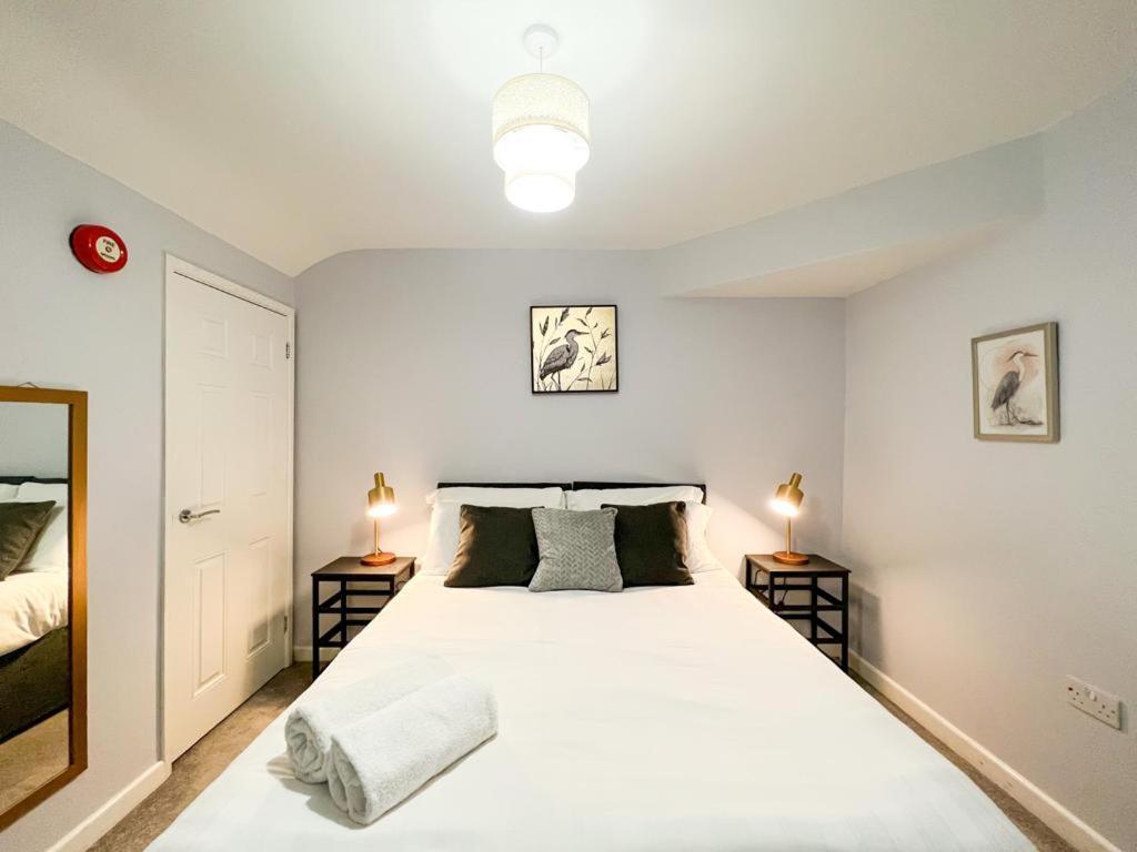 Suitely - Berkeley Apartamento Cheltenham